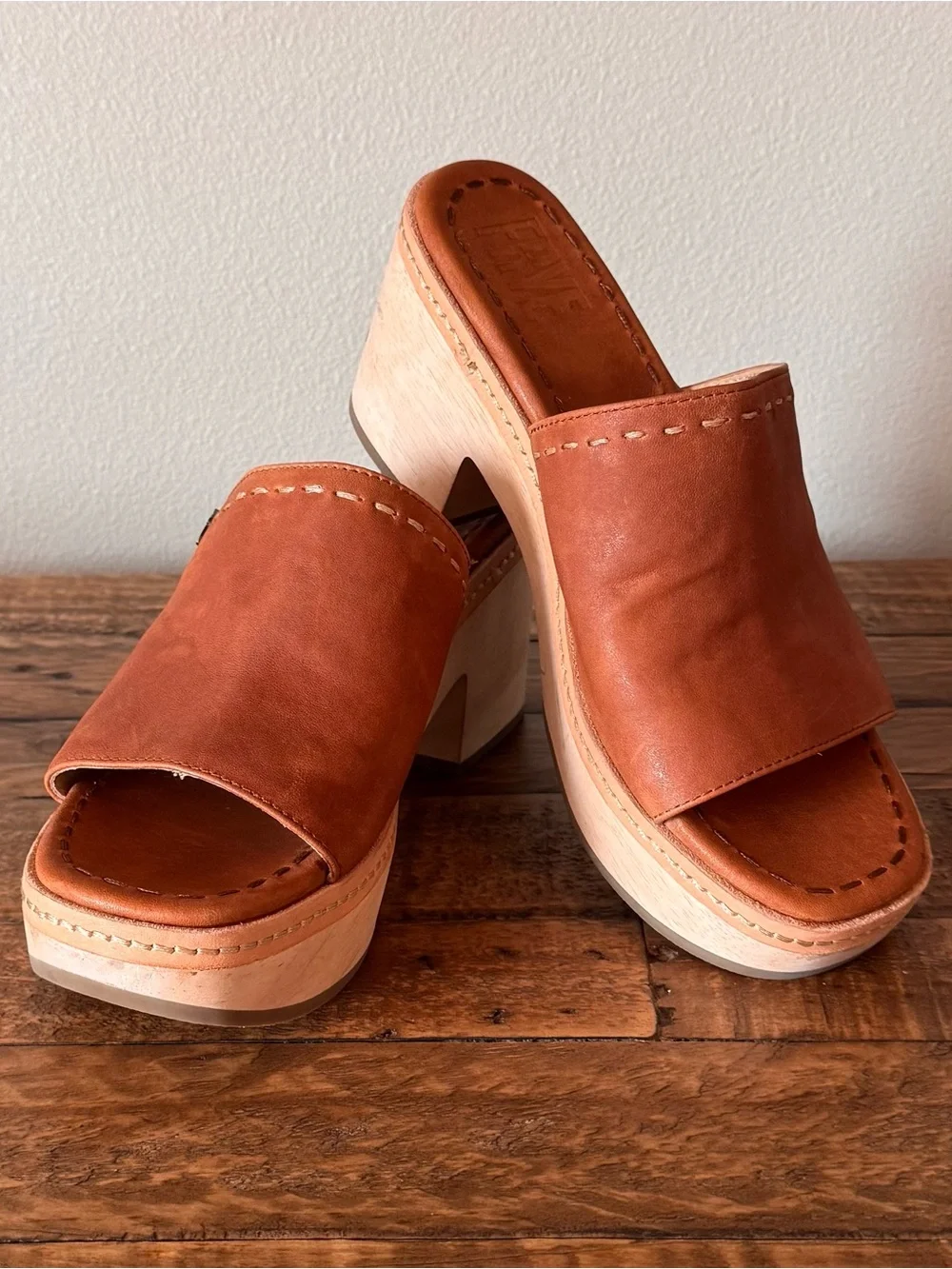 Frye Hazel Cognac Leather Platform Slide Sandals